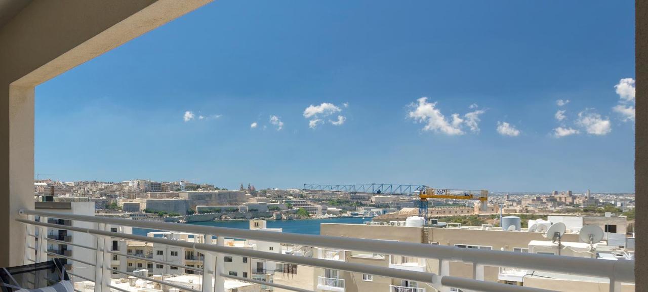 Luxury Apartment Inc Pool & Views 斯利马 外观 照片