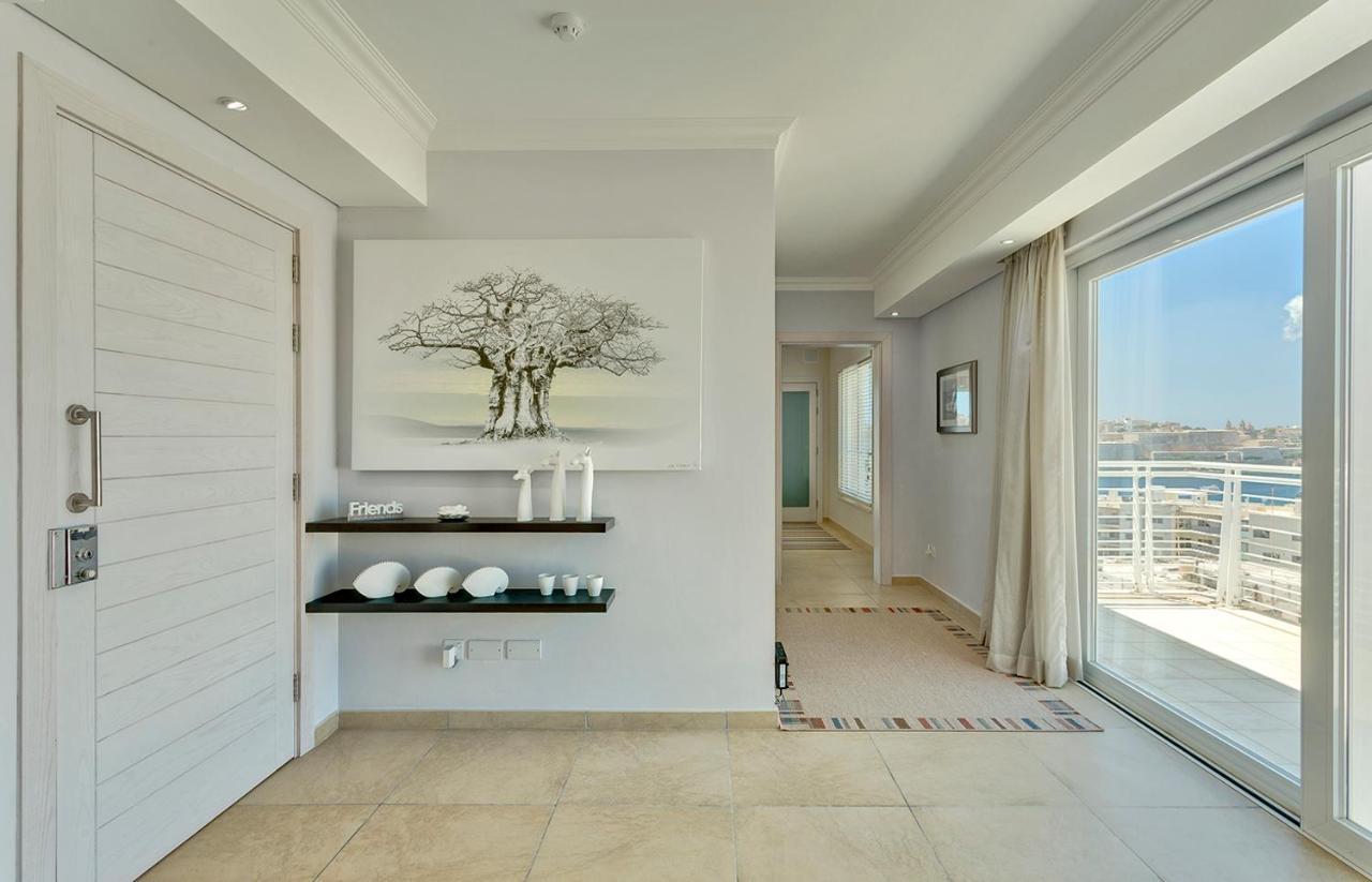 Luxury Apartment Inc Pool & Views 斯利马 外观 照片