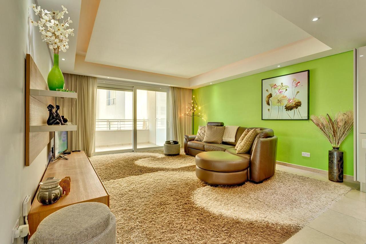 Luxury Apartment Inc Pool & Views 斯利马 外观 照片